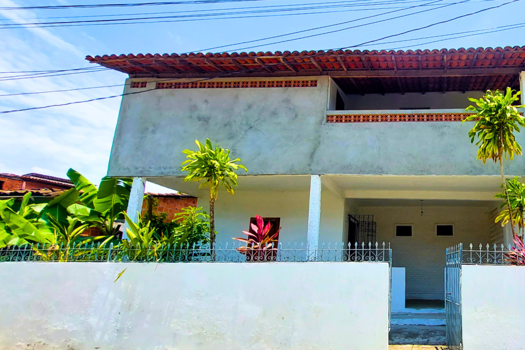 CASA ILHOTA 64 M2 A 400M DO MAR 150M2 FRENTE 2024